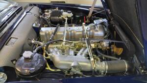 Image 27/28 of Mercedes-Benz 230 SL (1965)