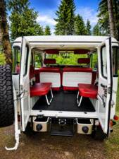Image 21/67 of Toyota Land Cruiser FJ 40 (1982)