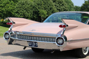 Bild 7/40 von Cadillac 62 Coupe DeVille (1959)