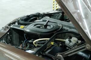 Bild 19/50 von Mercedes-Benz 280 SEL (1983)