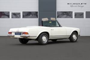Afbeelding 4/31 van Mercedes-Benz 230 SL (1967)
