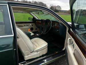 Bild 31/55 von Bentley Continental R (1992)
