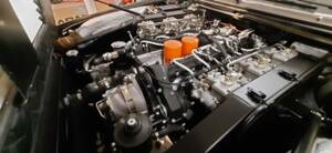 Bild 17/21 von Ferrari 365 GT4 2+2 (1973)