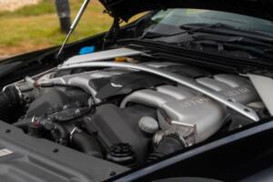 Bild 48/50 von Aston Martin DB 9 Volante (2006)