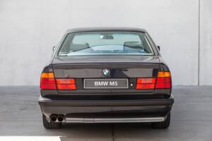 Immagine 7/8 di BMW M5 (1991)