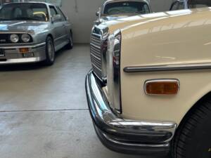 Bild 31/43 von Mercedes-Benz 280 CE (1973)