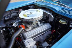 Imagen 9/50 de Chevrolet Corvette Sting Ray (1966)