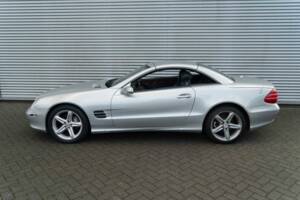 Image 5/8 de Mercedes-Benz SL 500 (2006)