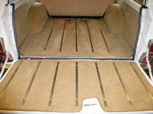 Image 46/50 of Jeep Wagoneer Brougham (1982)