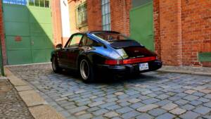 Image 30/64 de Porsche 911 SC 3.0 (1978)