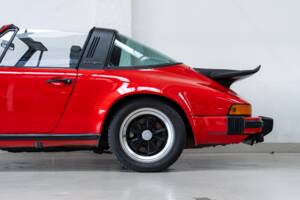 Bild 28/35 von Porsche 911 SC-L 3.1 (1980)