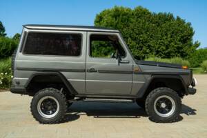 Immagine 4/50 di Mercedes-Benz 280 GE (SWB) (1981)