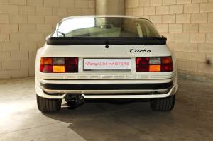 Bild 8/26 von Porsche 944 Turbo S (1988)