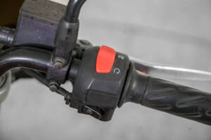 Image 16/27 of Moto Guzzi DUMMY (2003)