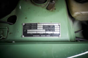 Immagine 80/98 di Volvo 244 DL (1975)