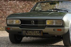 Image 22/50 of Peugeot 504 Convertible (1981)
