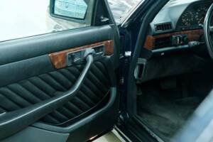 Bild 37/50 von Mercedes-Benz 500 SEL (1990)