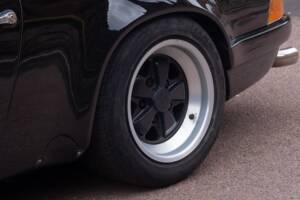 Bild 40/50 von Porsche 911 Carrera 3.2 (1988)