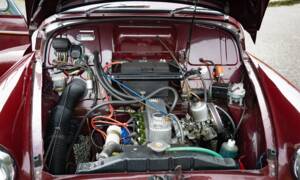 Image 5/43 of Morris Minor 1000 Traveller (1966)