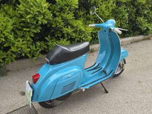 Image 3/21 of Piaggio Vespa 50 R (1971)