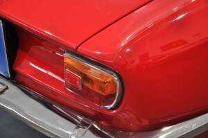 Imagen 11/43 de Alfa Romeo Giulia GT 1300 Junior (1971)