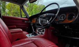 Image 4/50 of Jaguar XJ 6 4.2 (1972)