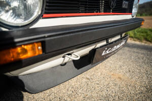 Bild 19/58 von Volkswagen Golf I GTI 1.6 (1982)