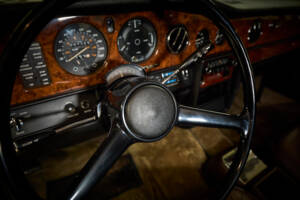 Image 66/99 de Rolls-Royce Corniche I (1979)
