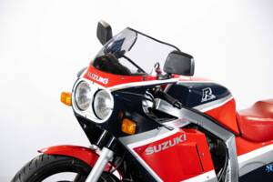 Immagine 36/50 di Suzuki GSX-R 1100 (1986)