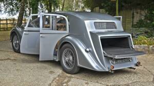 Image 19/50 of Alvis 4.3 Liter Saloon (1940)