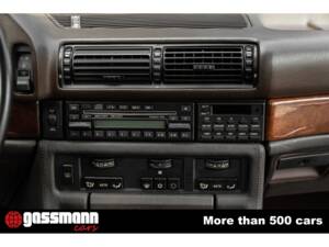 Image 14/15 of BMW 750iL (1989)