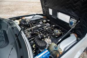 Image 36/38 of Ferrari 400i (1981)