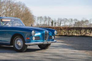 Image 25/45 of BMW 503 (1958)