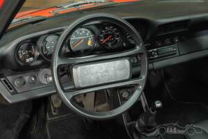 Bild 13/19 von Porsche 911 Carrera 3.2 (1985)