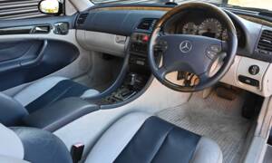Image 4/50 of Mercedes-Benz CLK 230 Kompressor (2002)