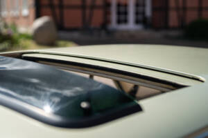 Image 3/46 of BMW 525 (1978)