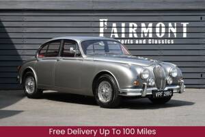 Image 1/38 of Jaguar 340 (1968)