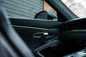 Bild 36/52 von Porsche 911 Turbo S (2017)