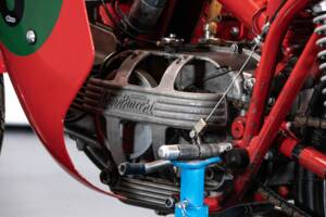 Immagine 7/32 di Aermacchi Harley-Davidson Ala d'oro 250 (1963)