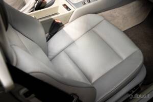 Image 56/56 of BMW 323Ci (2000)