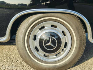 Image 22/49 of Mercedes-Benz 220 S Cabriolet (1958)