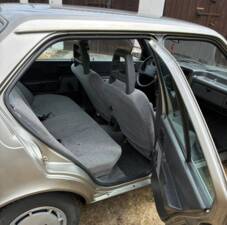 Afbeelding 14/16 van Volvo 360 (1988)