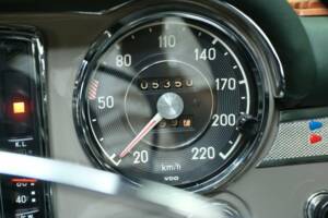 Image 18/50 de Mercedes-Benz 280 SL (1970)