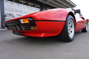 Image 16/44 de Ferrari 308 GTBi (1981)