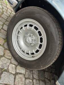 Image 28/147 de Mercedes-Benz 450 SEL 6,9 (1976)