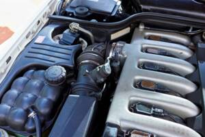 Image 90/171 of Mercedes-Benz SL 600 (1996)