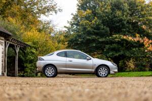 Image 14/50 of Ford Puma 1.7i 16v (2001)