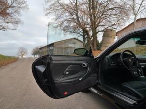 Bild 19/32 von Porsche 911 Turbo (WLS) (2004)
