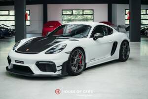 Image 2/25 de Porsche 718 Cayman GT4 RS Weissach (2022)
