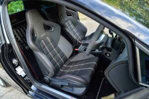 Bild 2/35 von Volkswagen Beetle 2.0 TSI (2017)
